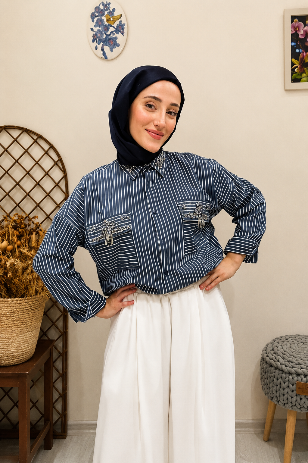 TAŞLI ÇİZGİLİ GÖMLEK Laci