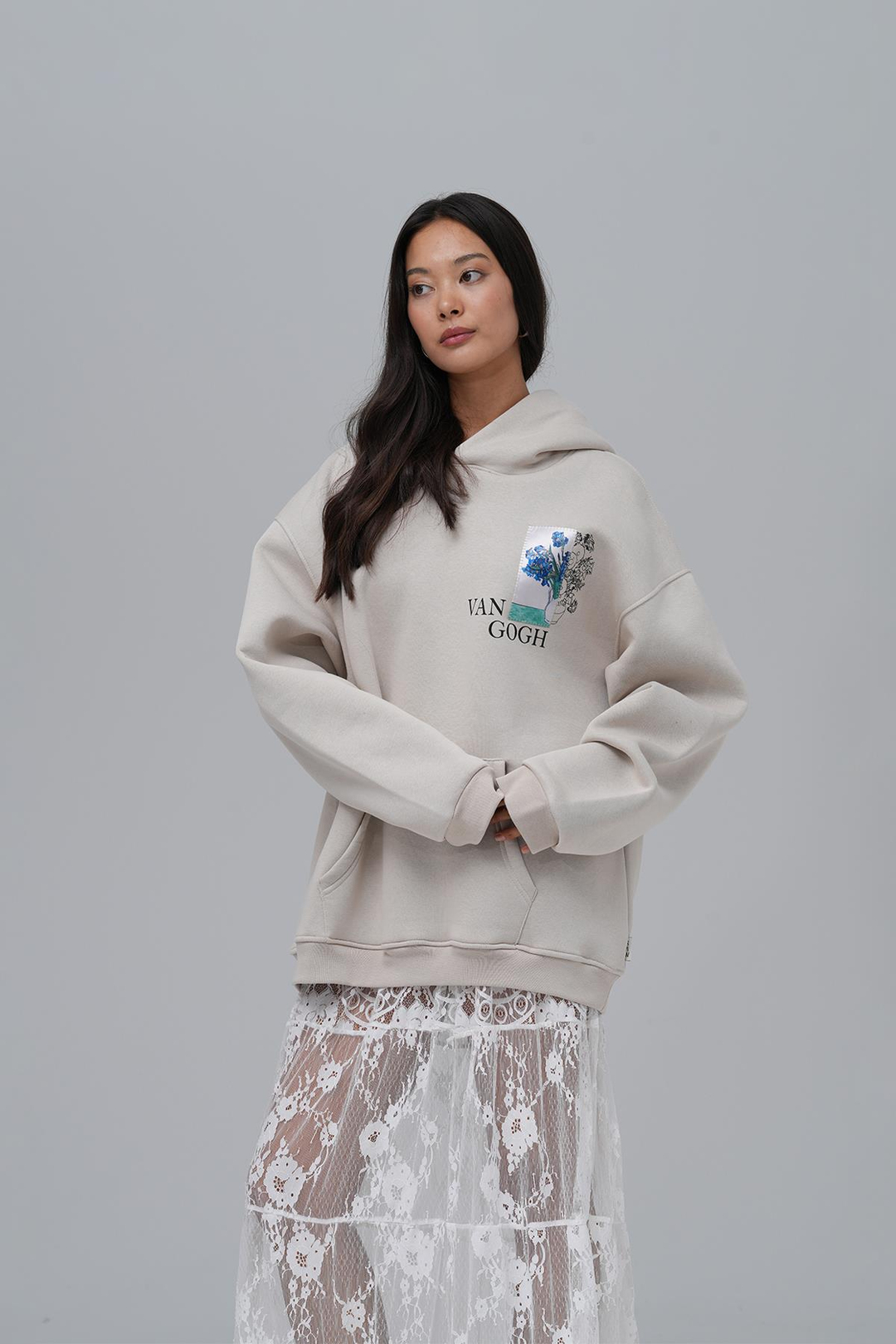 Van Gogh Irises Oversize Sweatshirt Kadın Stone