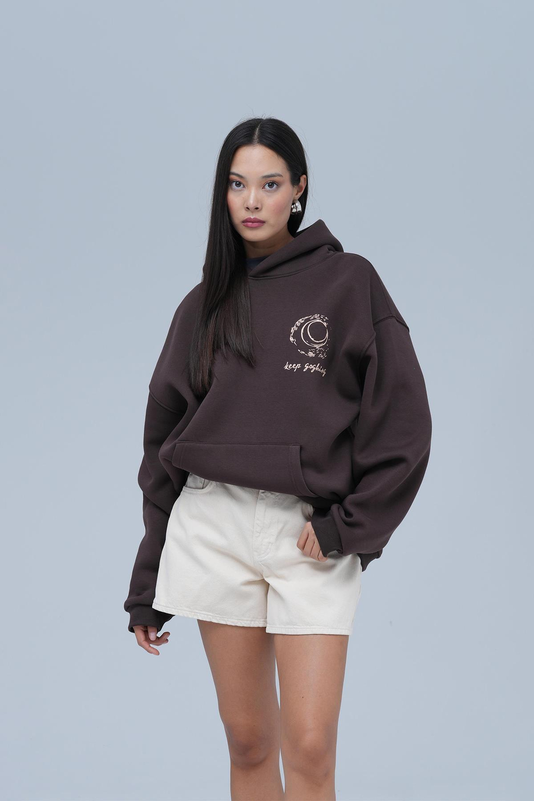 Beyond the Frame Oversize Sweatshirt Kadın Kahverengi