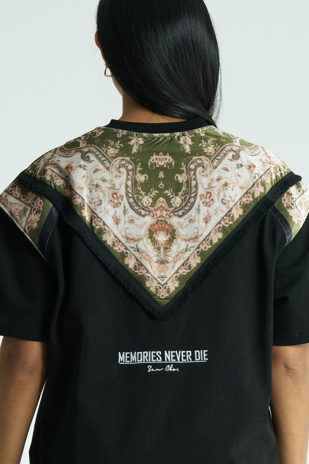 Memories Never Die Oversize Kadın Tişört Siyah