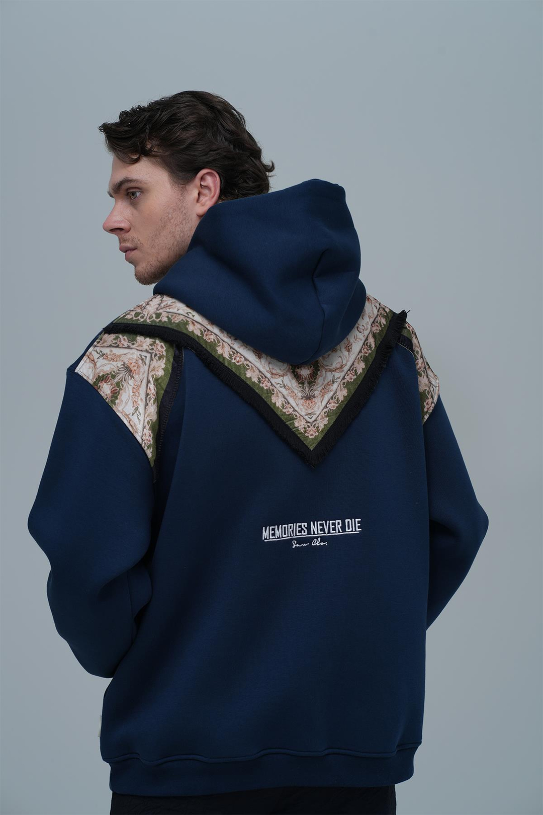Memories Never Die Oversize Sweatshirt Erkek İndigo