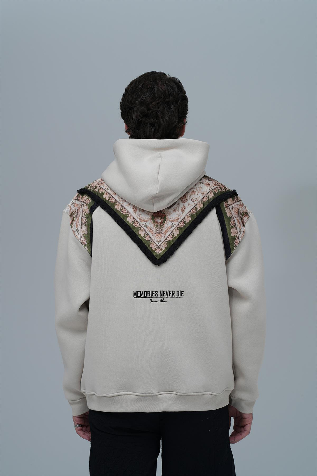 Memories Never Die Oversize Sweatshirt Erkek Ekru