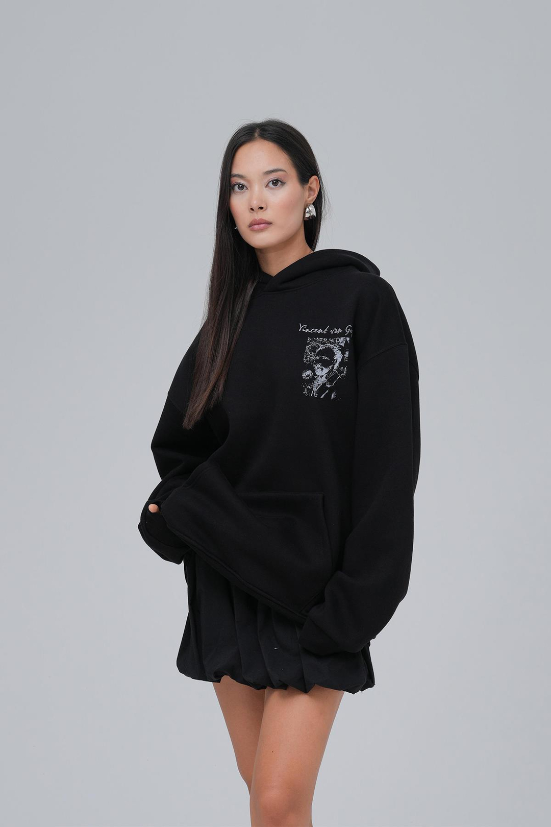 Van Gogh Threads Oversize Sweatshirt Kadın Siyah