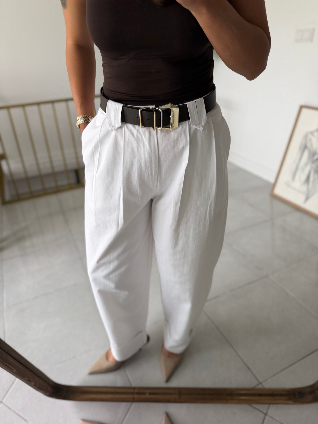 Kemerli Beyaz Gabardin Pantolon · 3
