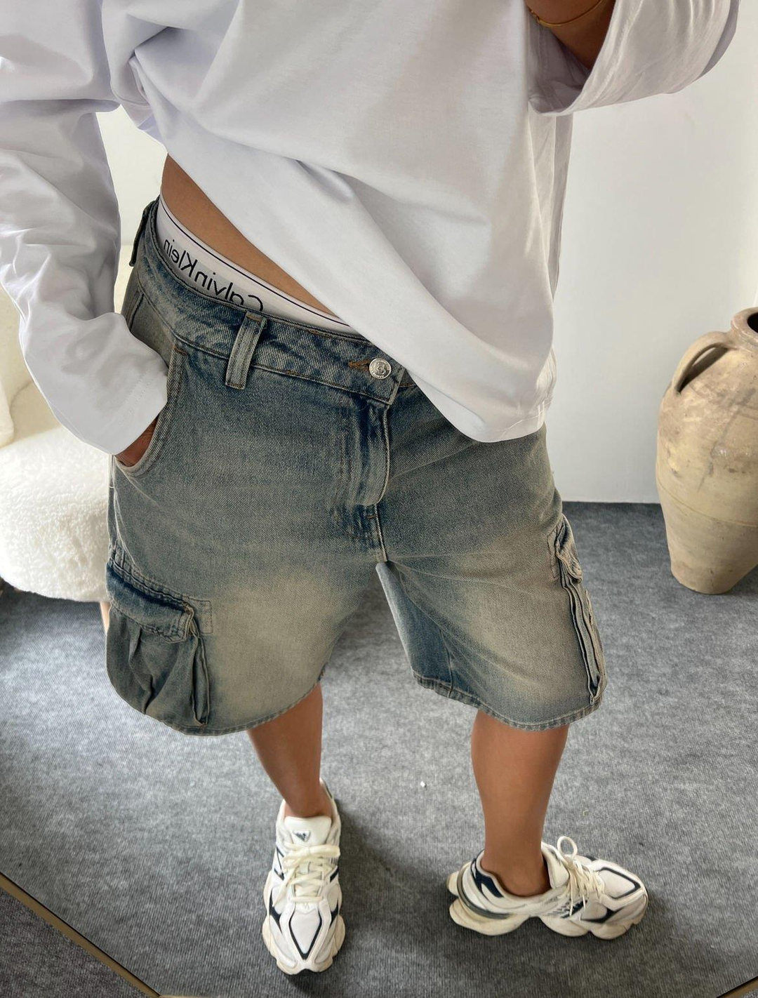 loose-fit-jeans--4b60-.jpeg