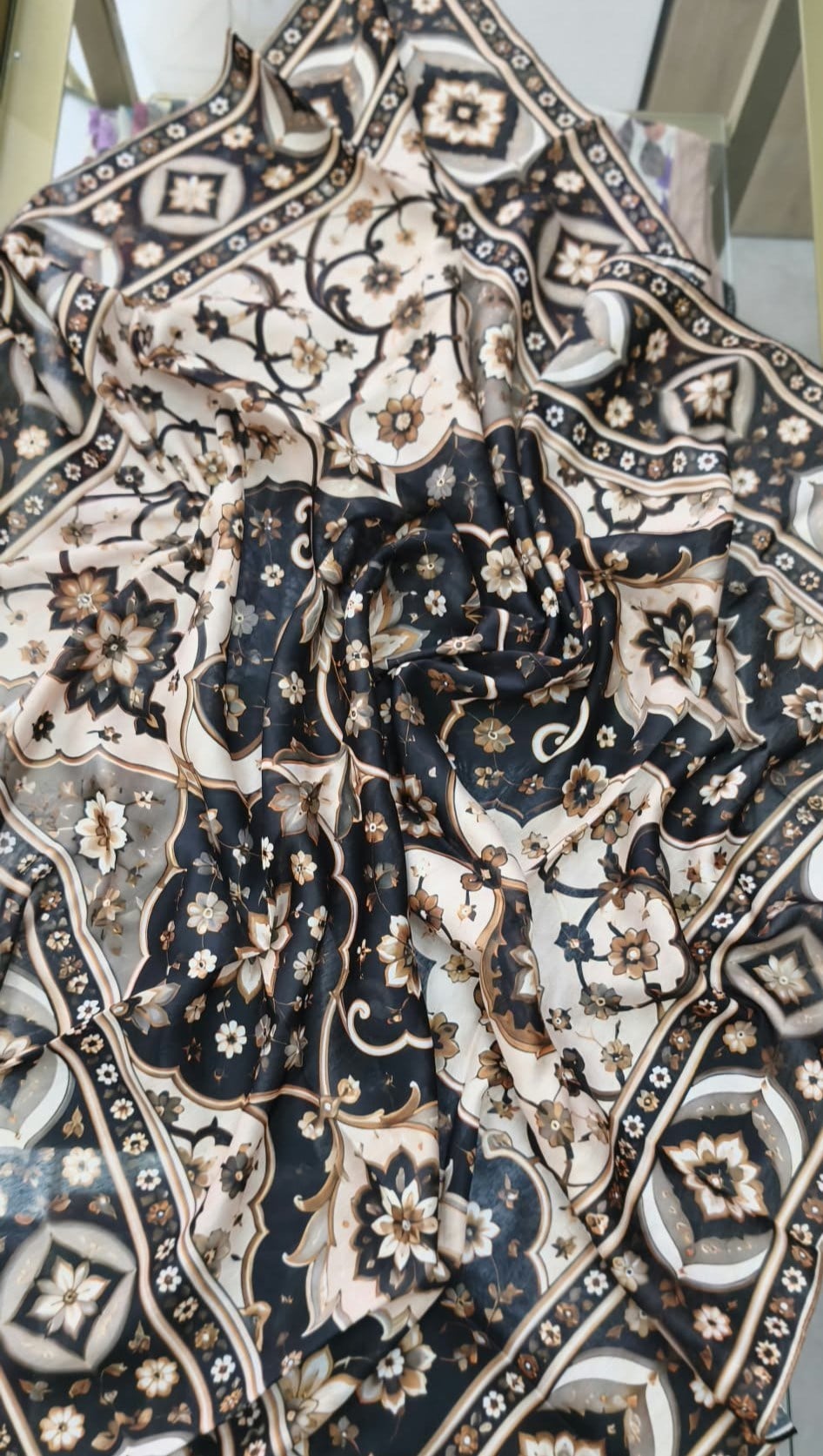 Siyane Pamuk Desenli Eşarp