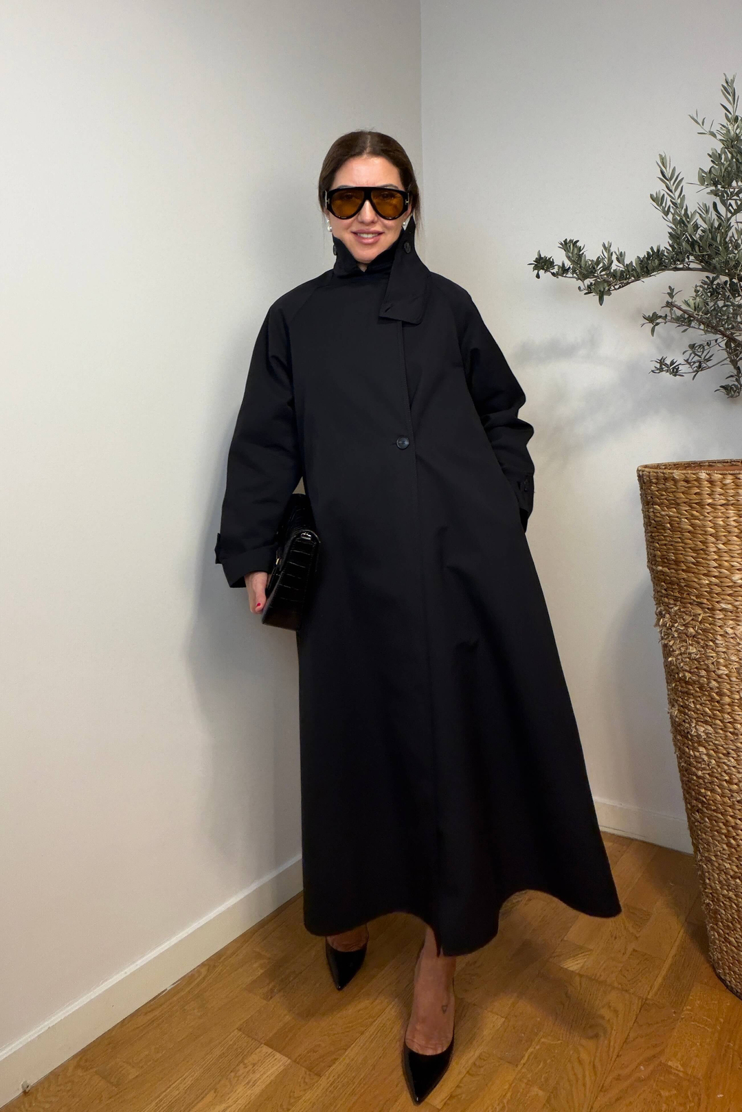 Siyah Oversize Dik Yaka Kadın Trençkot