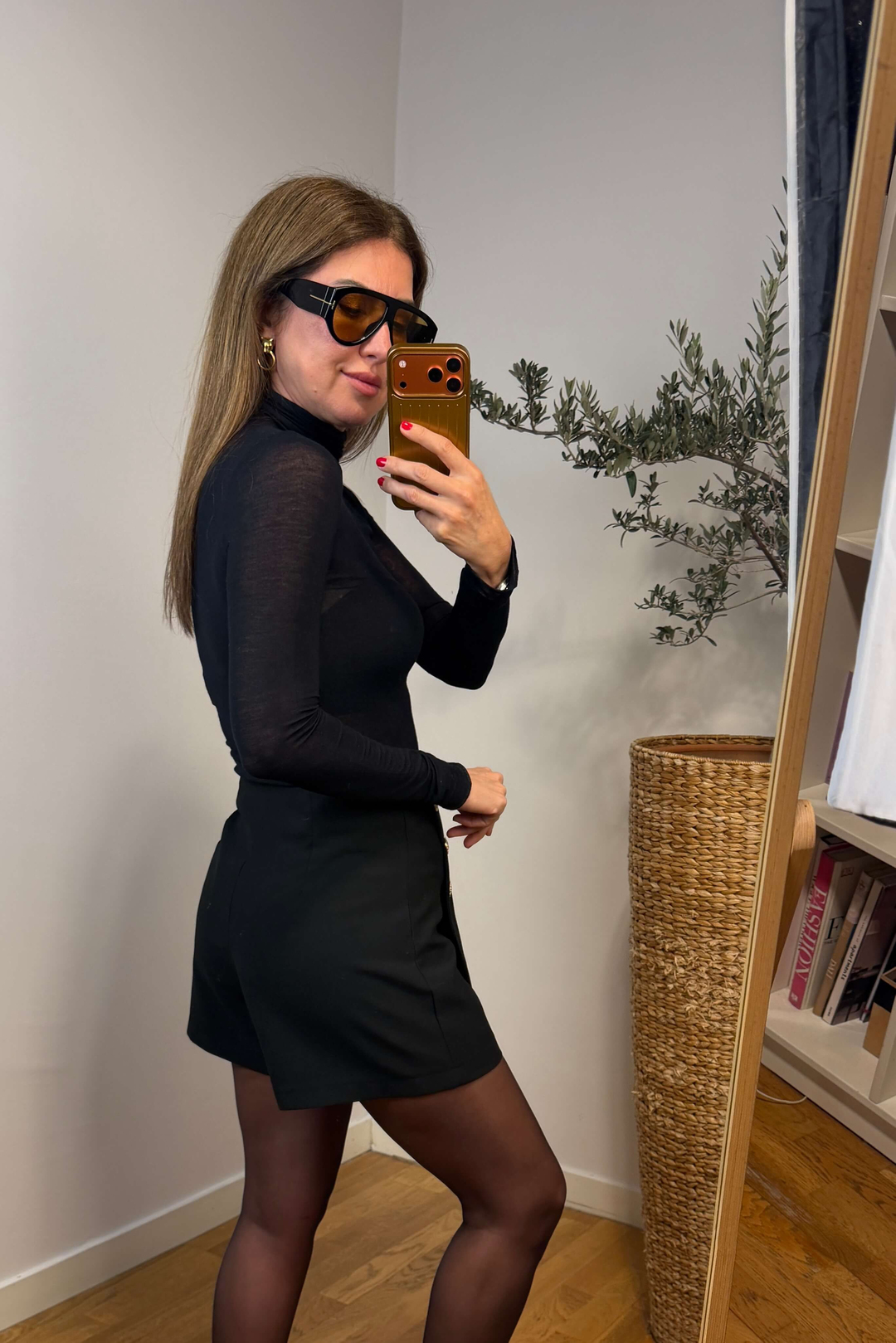 Gold Düğmeli Mini Şort Etek