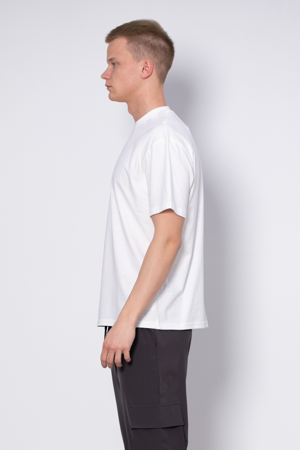 Bisiklet yaka ön yazılı t-shirt-2702 Ekru