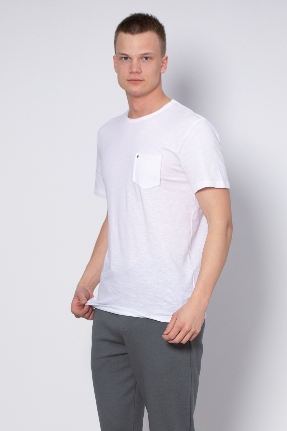 Göğüs cepli t-shirt-2000 Ekru