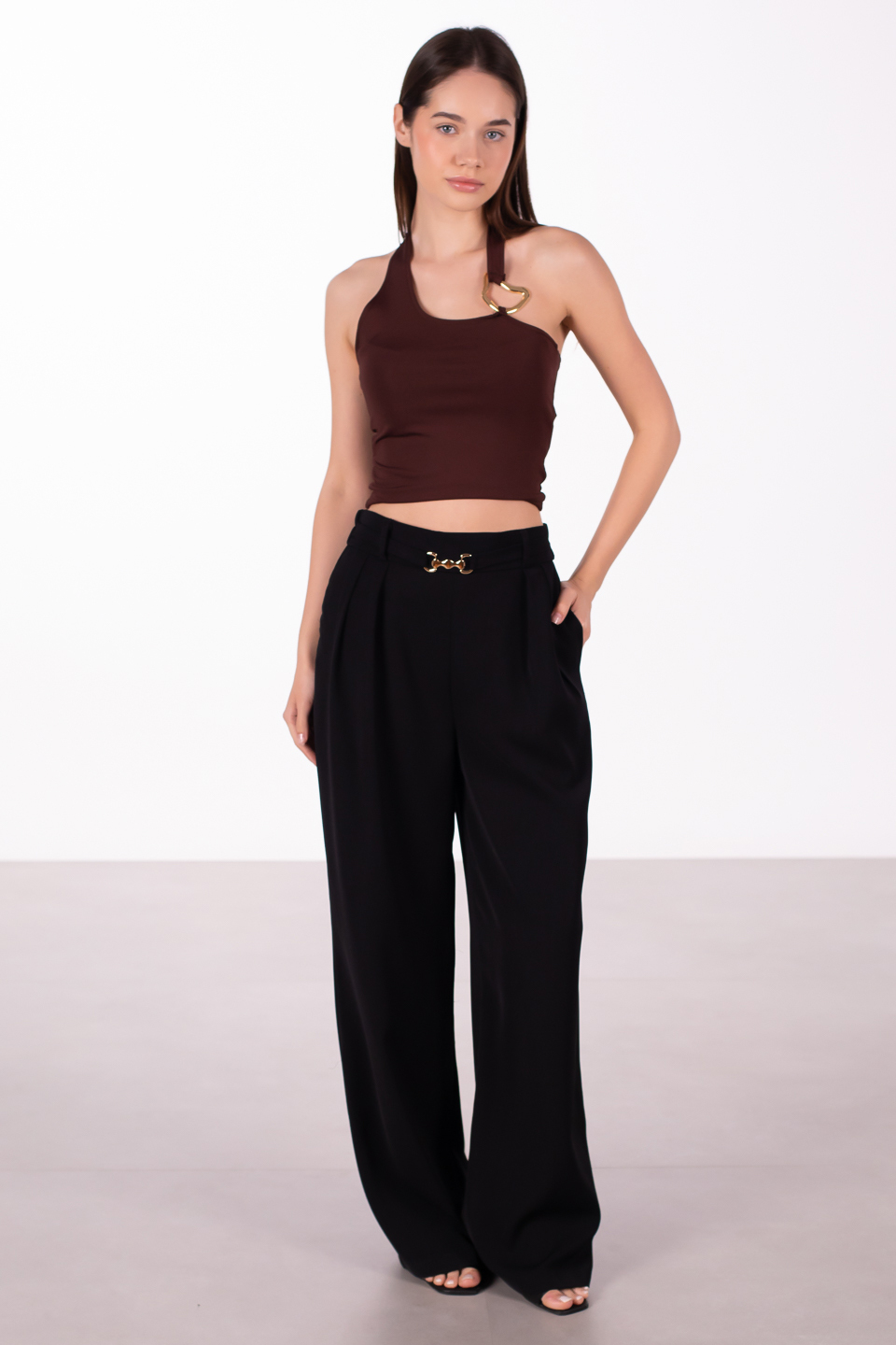 Omuz aksesuarlı bluz-2382 Kahve