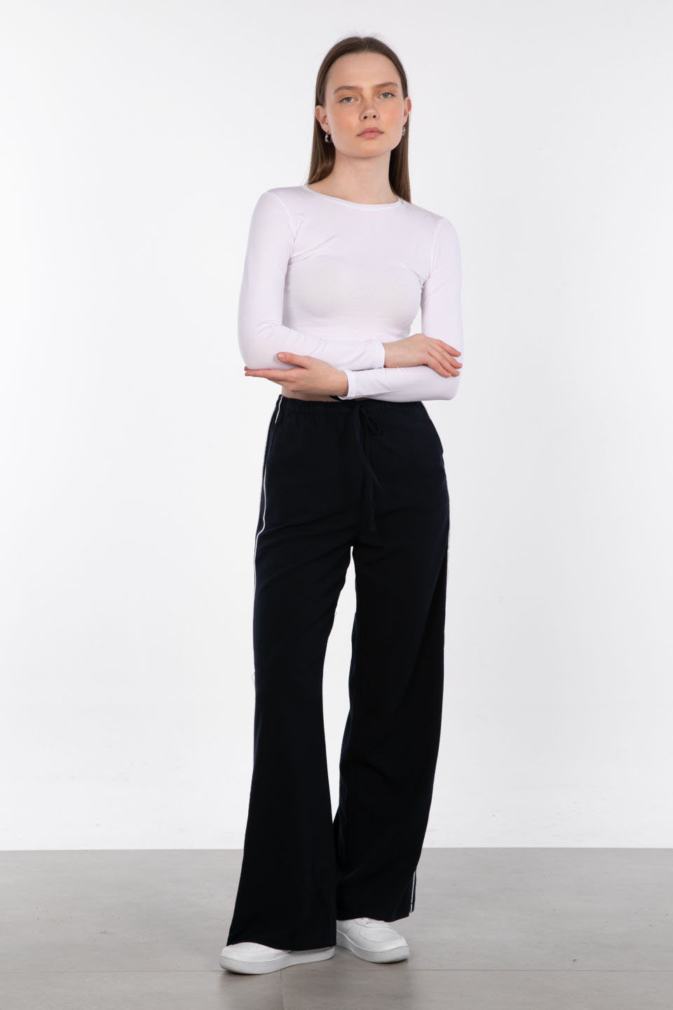 Yanı biyeli  beli lastikli pantolon-6851 Lacivert