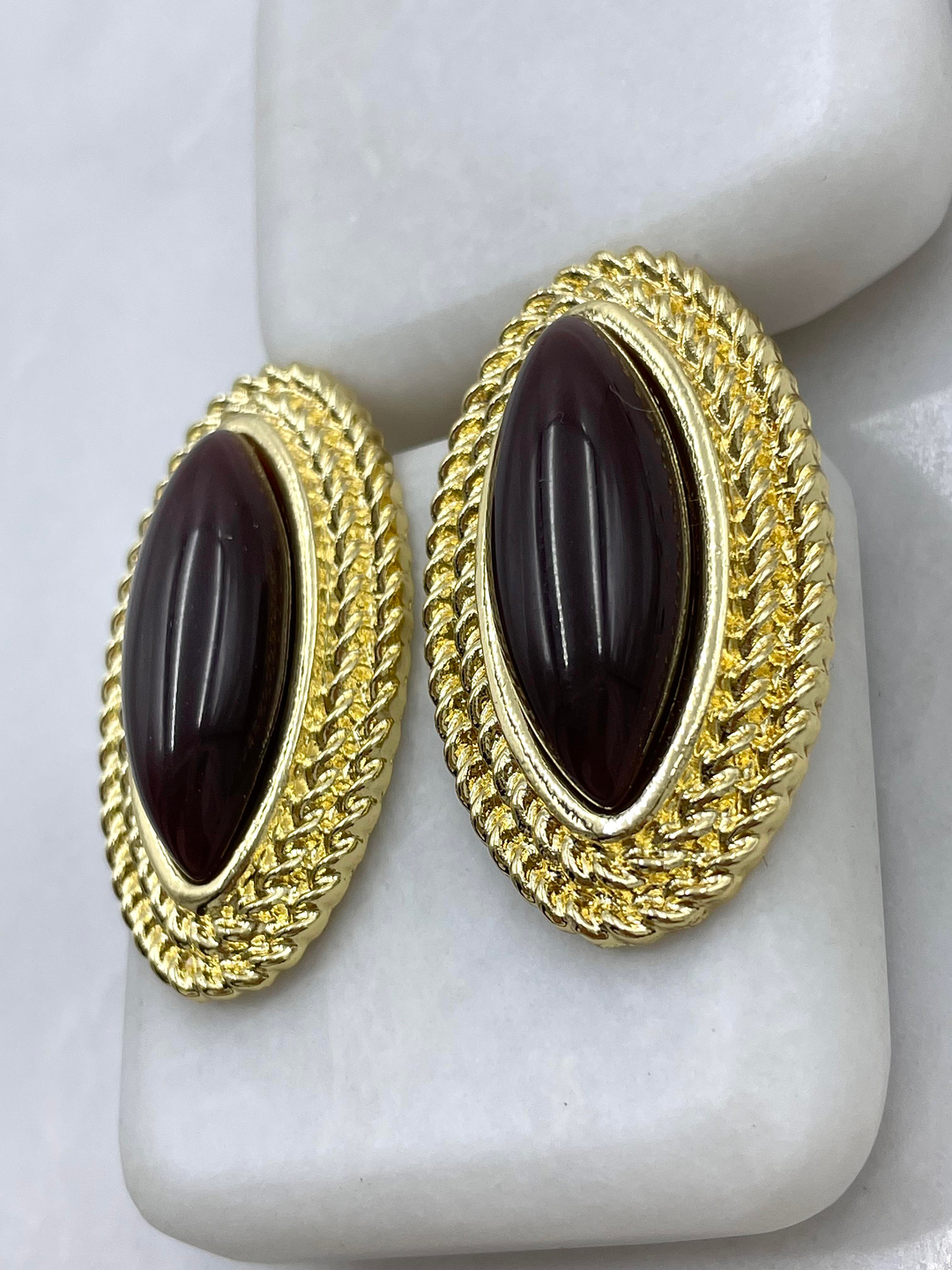 Altın Kaplama Çift Sıra Gold Burgu Detaylı Vintage Küpe Kahve