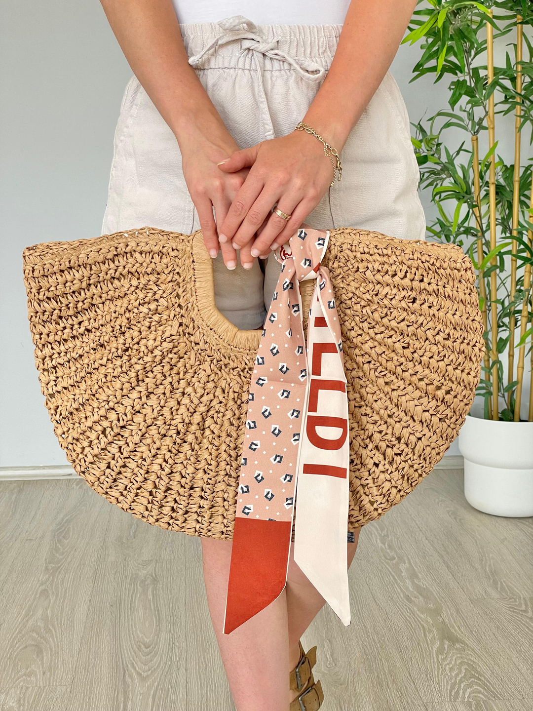 Kare Desenli Bandana Fular Renkli