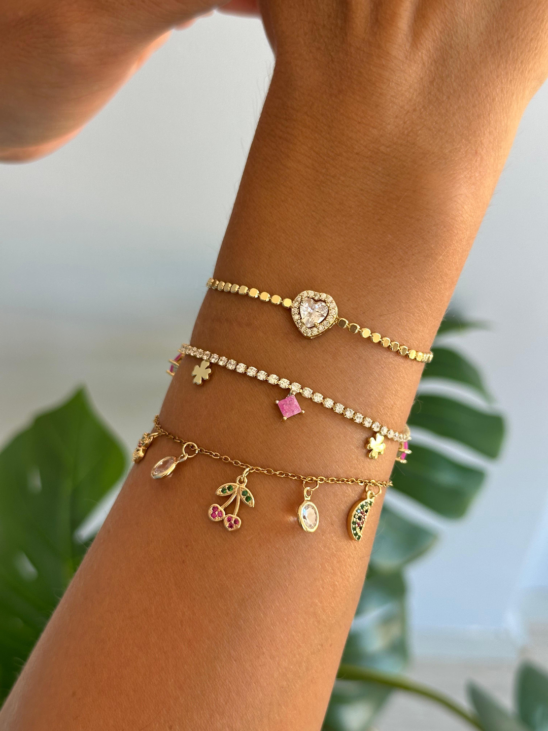 Çelik Kristal ve Yonca Sallantılı Su Yolu Bileklik Pembe