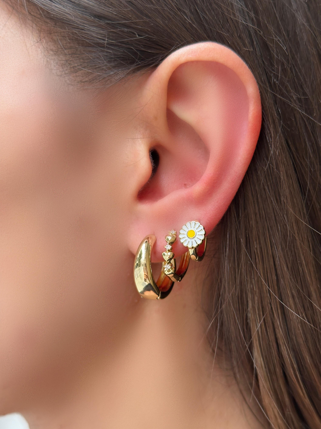 Özel Seri Papatya Model Halka Küpe Gold