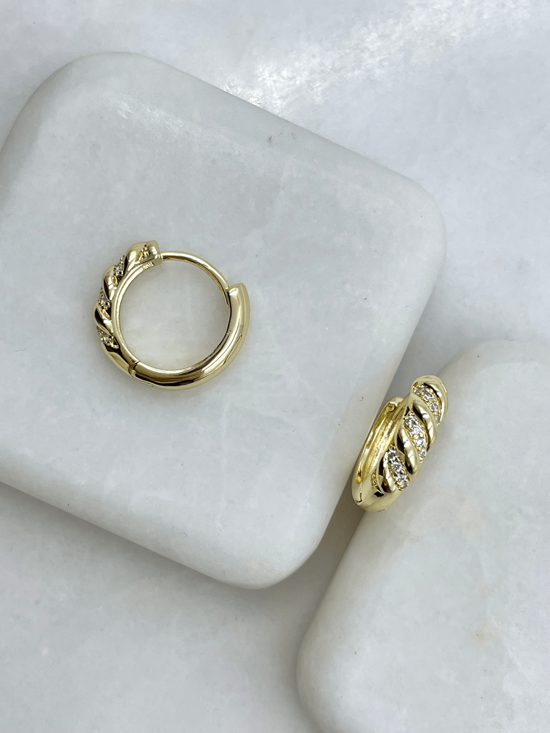 Altın Kaplama Zirkon Taşlı Burgu Halka Küpe Gold