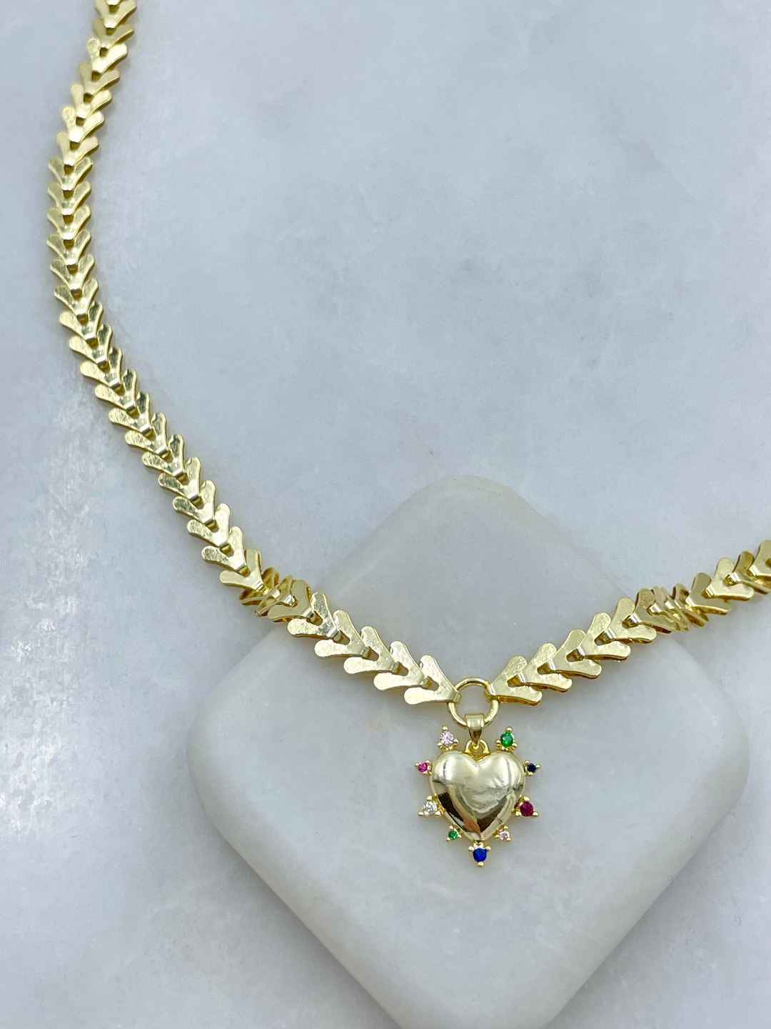 Altın Kaplama Renkli Kalp Balık Sırtı Kolye Gold