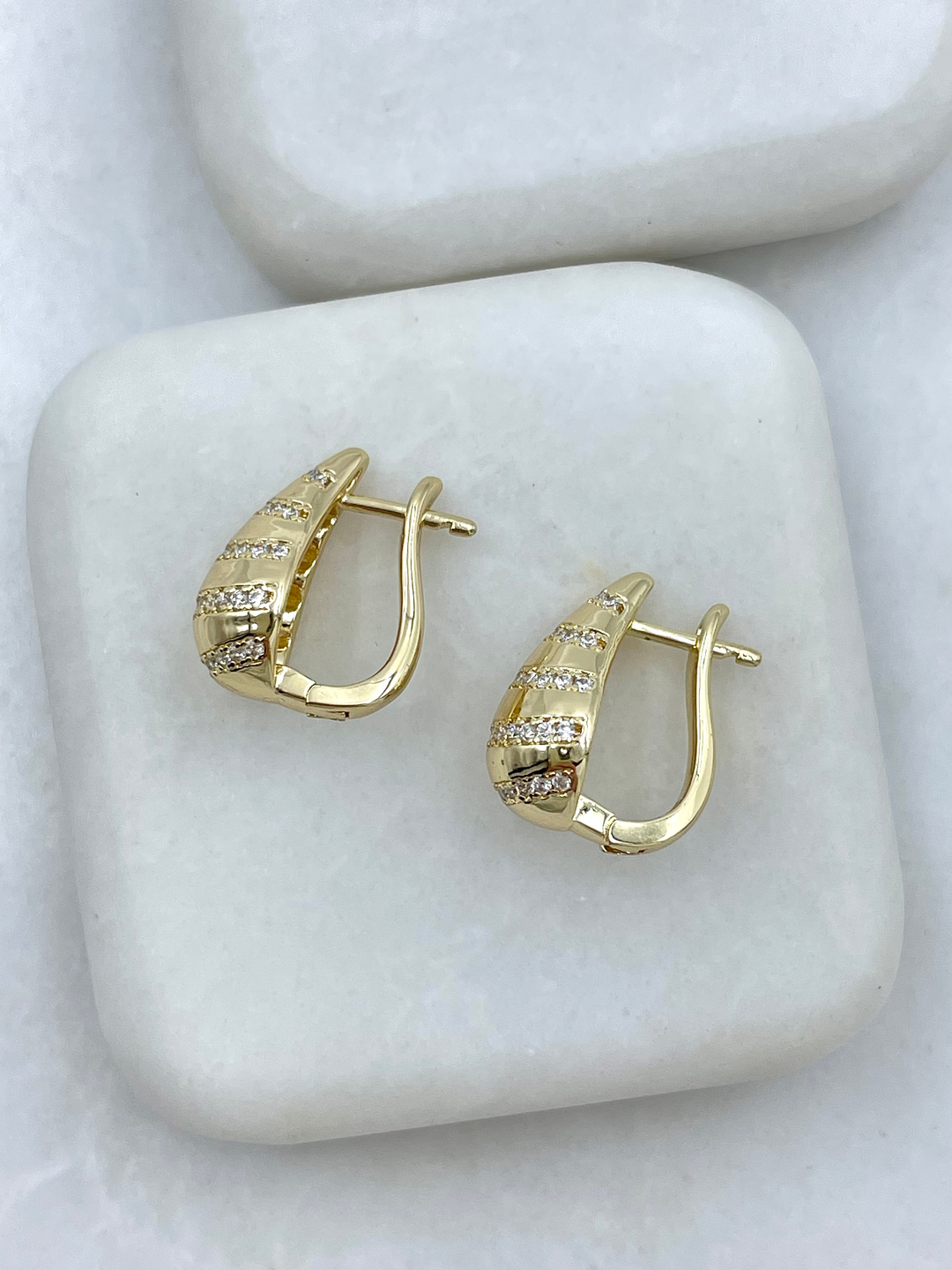 Altın Kaplama Gömme Taşlı Su Damlası Küpe Gold