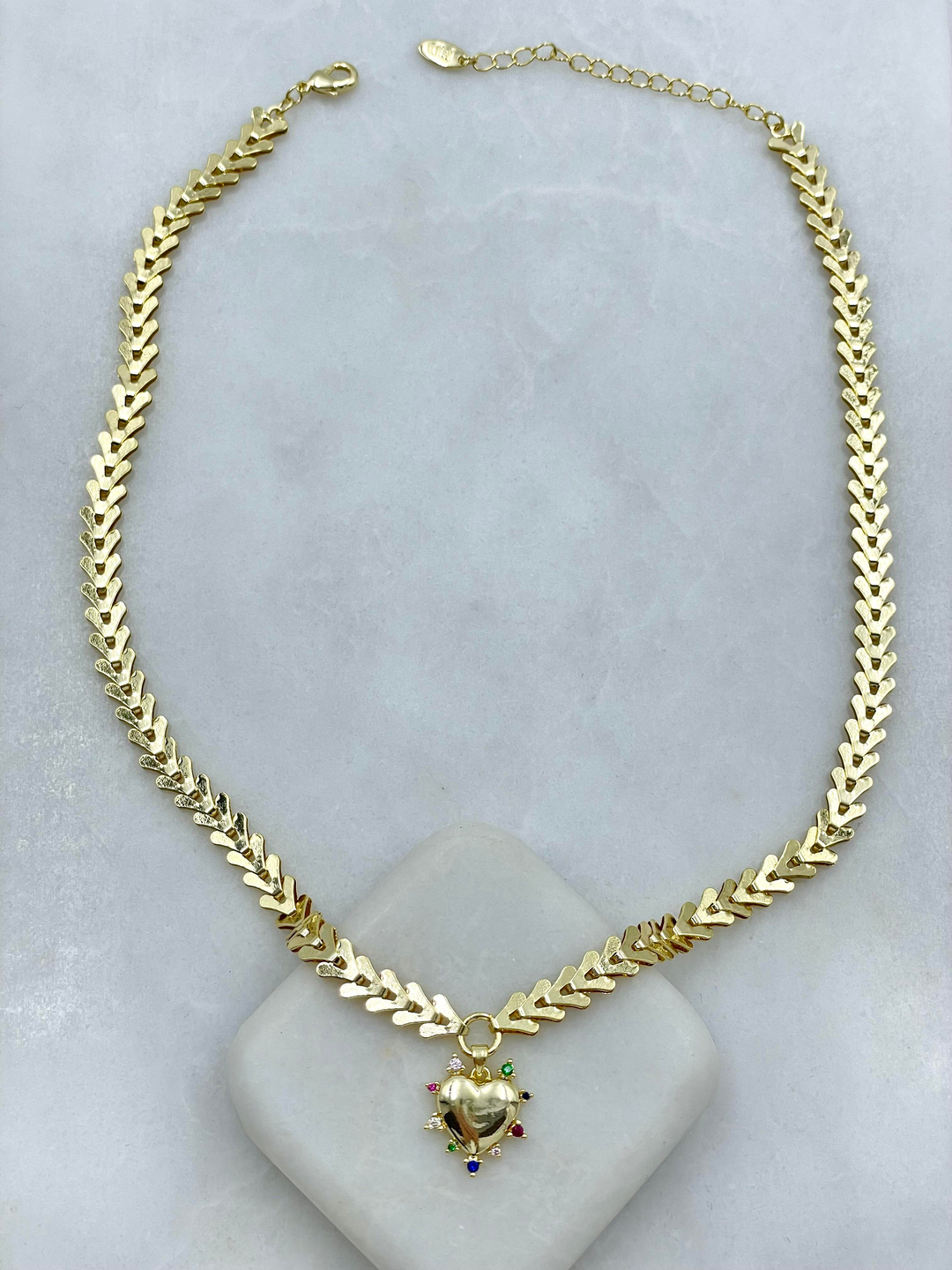 Altın Kaplama Renkli Kalp Balık Sırtı Kolye Gold