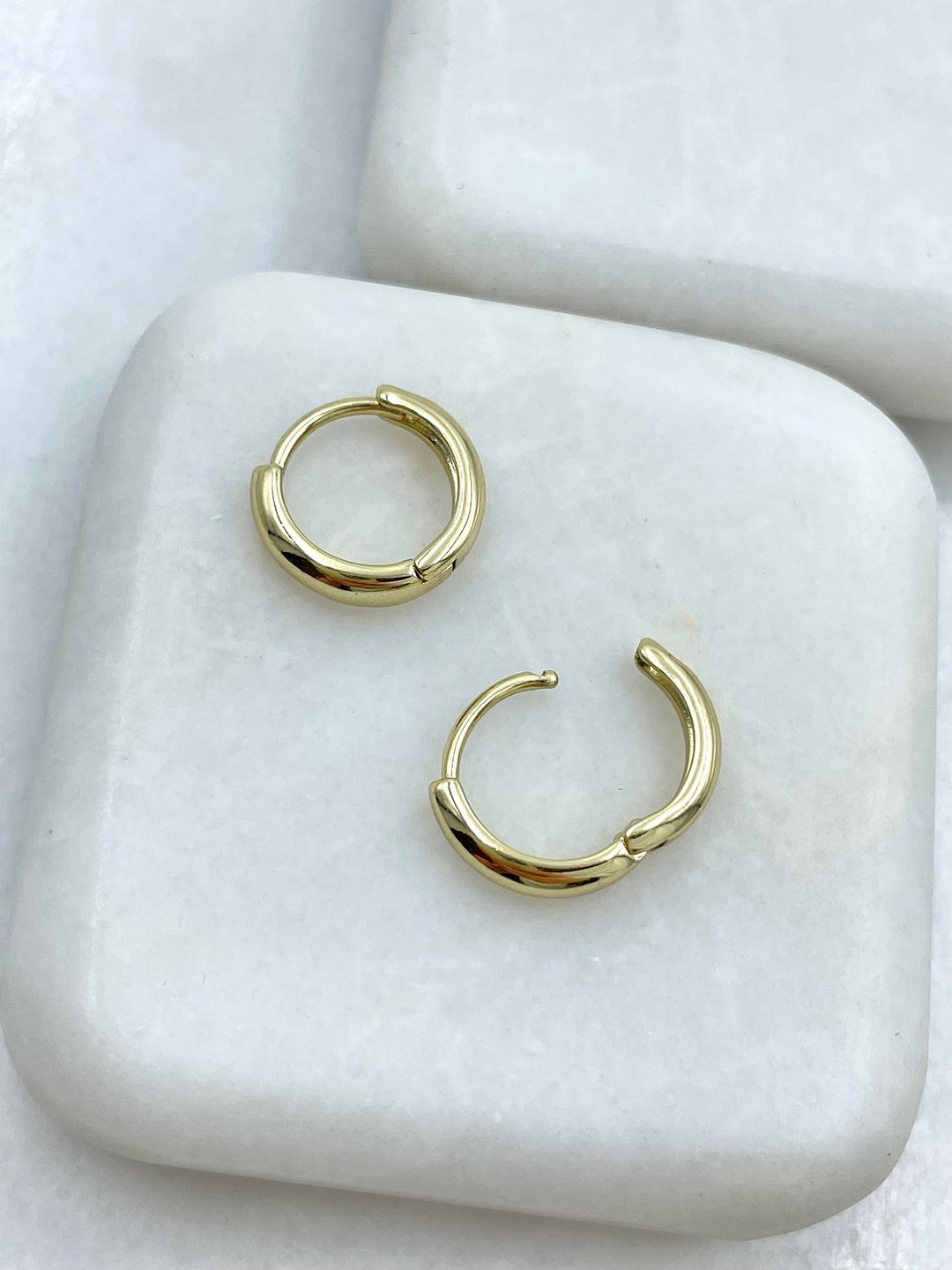 Özel Seri Minik Halka Küpe Gold