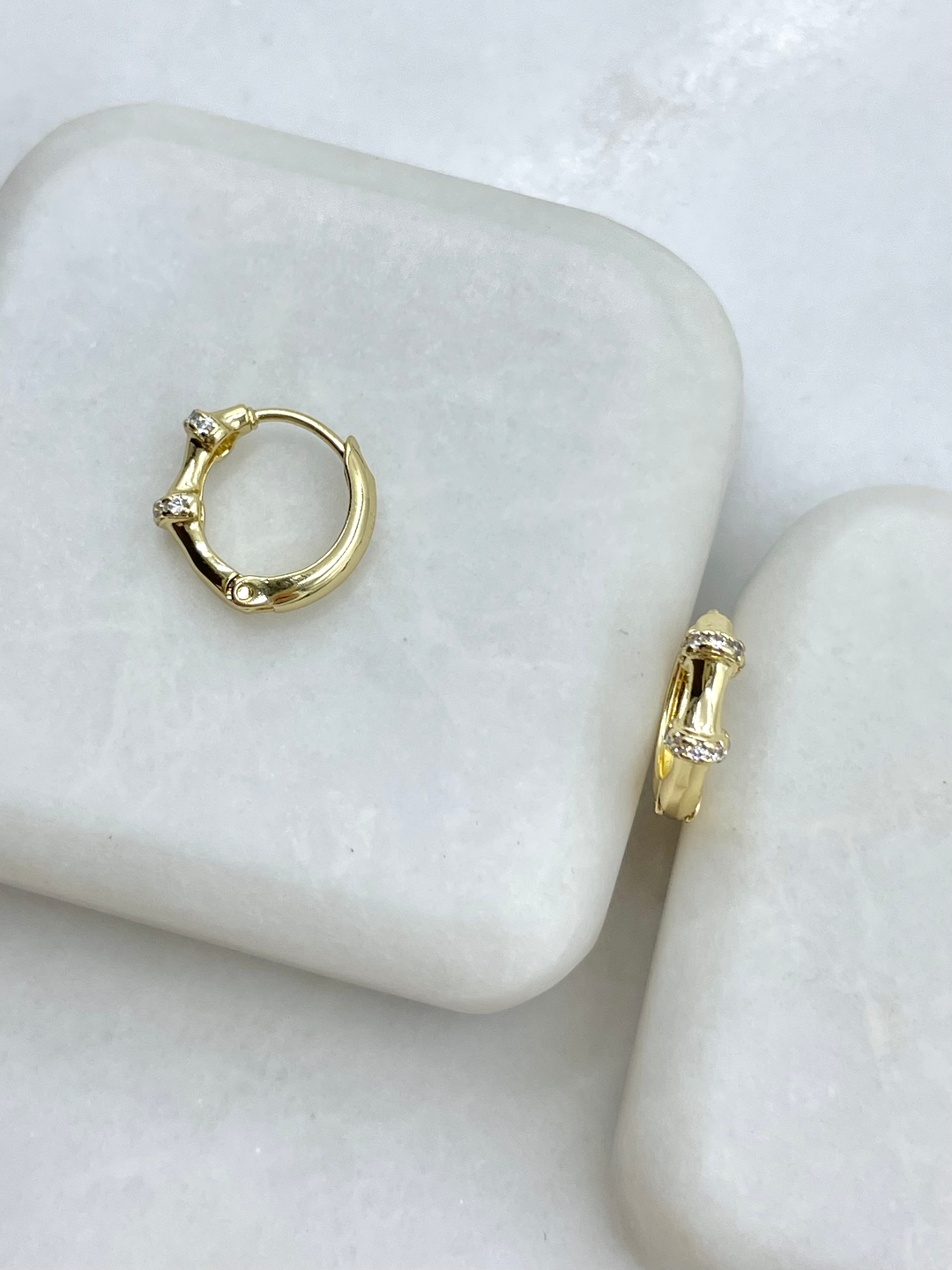 Özel Seri Gömme Taşlı Kemik Model Halka Küpe Gold