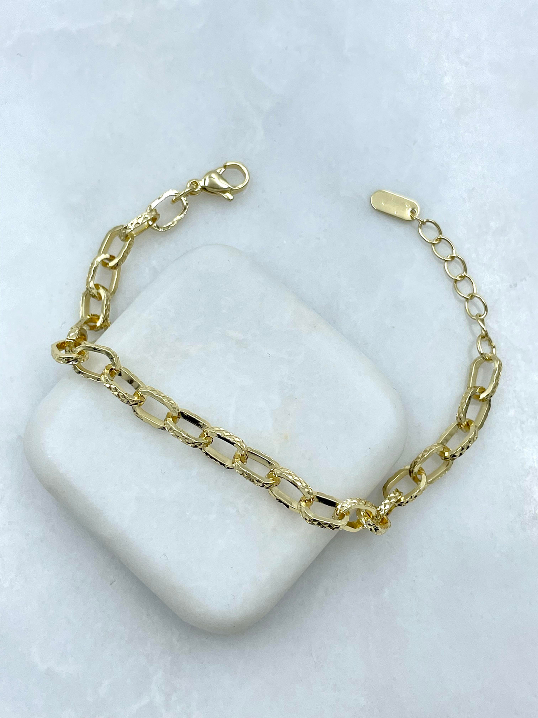 Altın Kaplama Desenli Oval Zincir Bileklik Gold