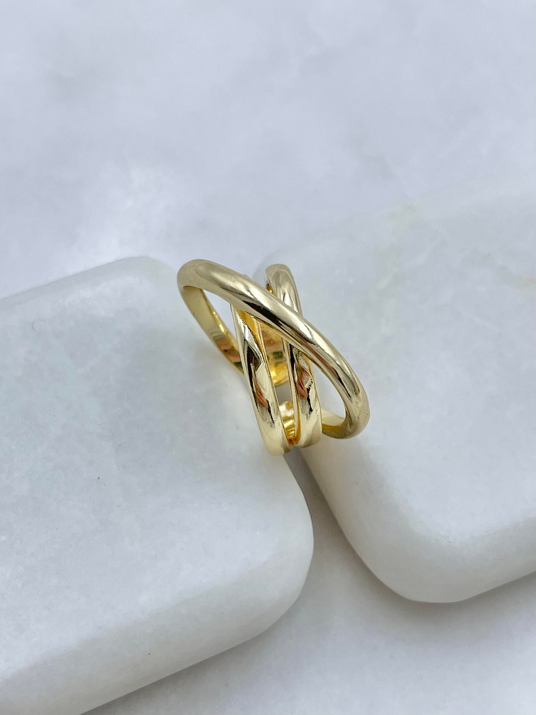 Altın Kaplama Halka Geçmeli Tasarım Yüzük Gold