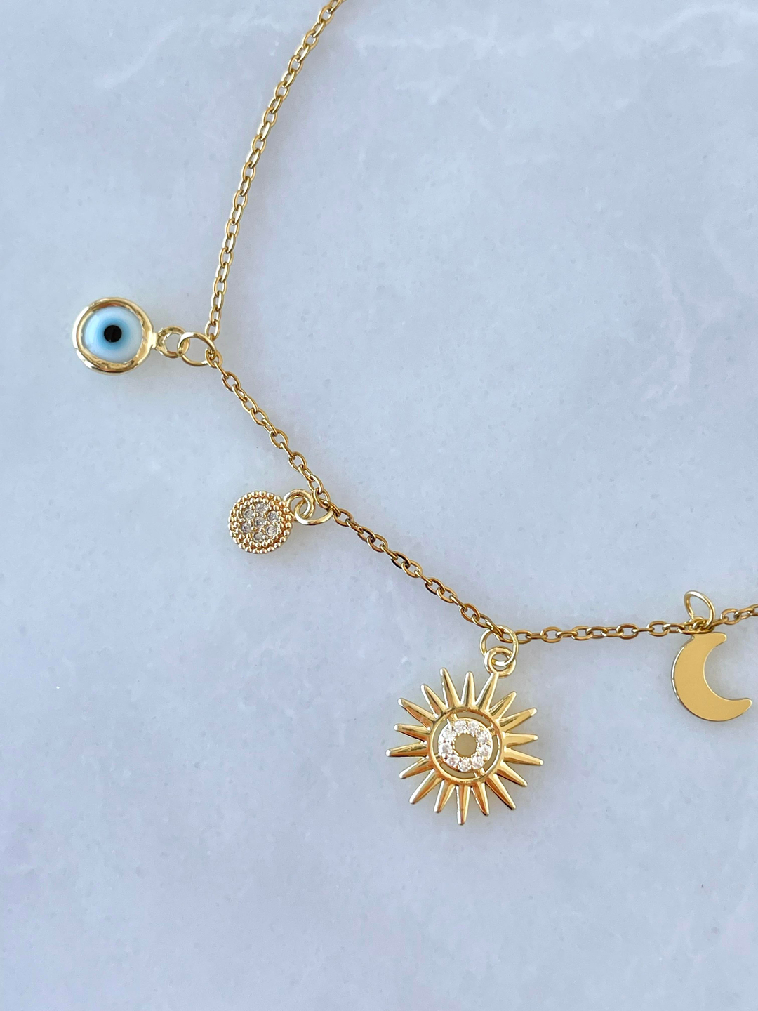 Çelik Ay ve Güneş Sallantılı Bileklik Gold