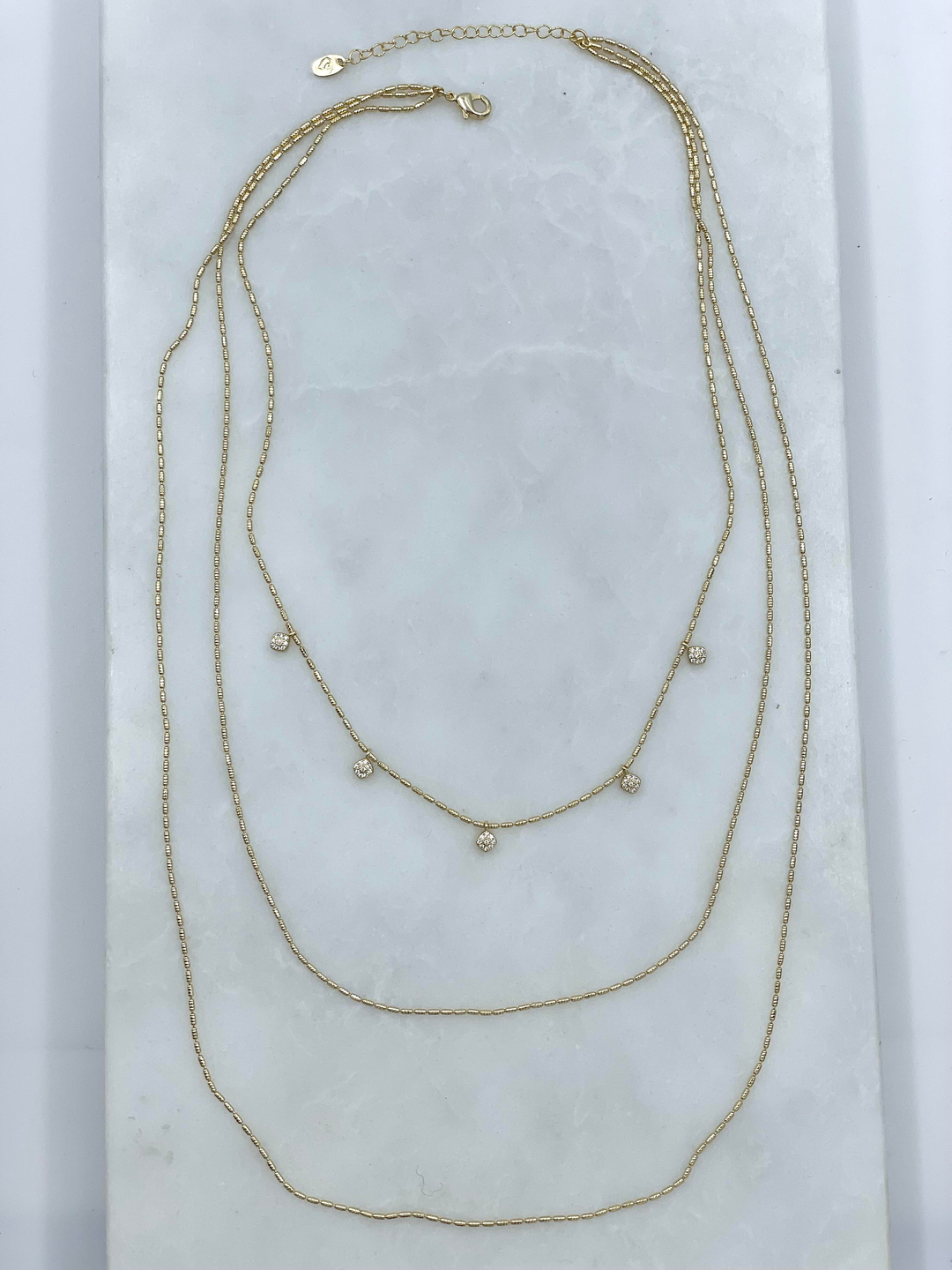 Altın Kaplama Gömme Taş Sallantılı Üçlü Zincir Kolye Gold