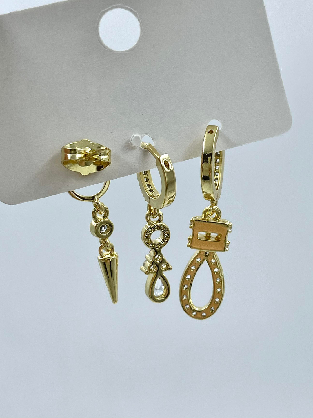Altın Kaplama Üçlü Kristal Taşlı Su Damlası Sallantılı Set Küpe Gold