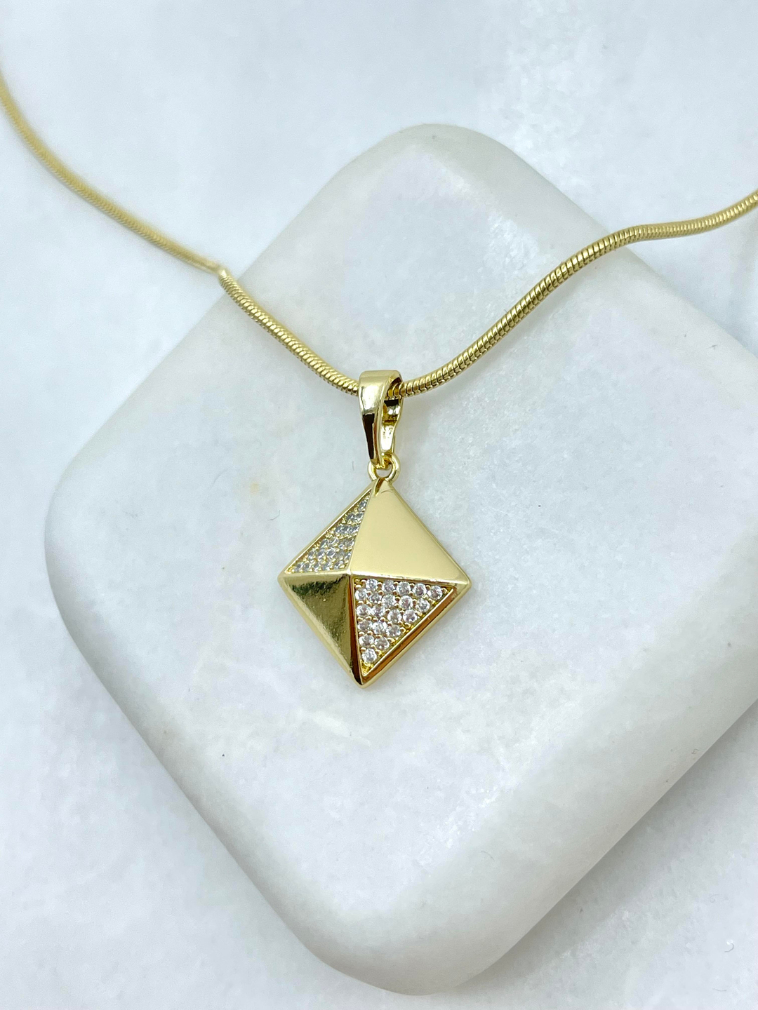 Özel Seri Kristal Taşlı Piramit Model Kolye 45 cm Gold