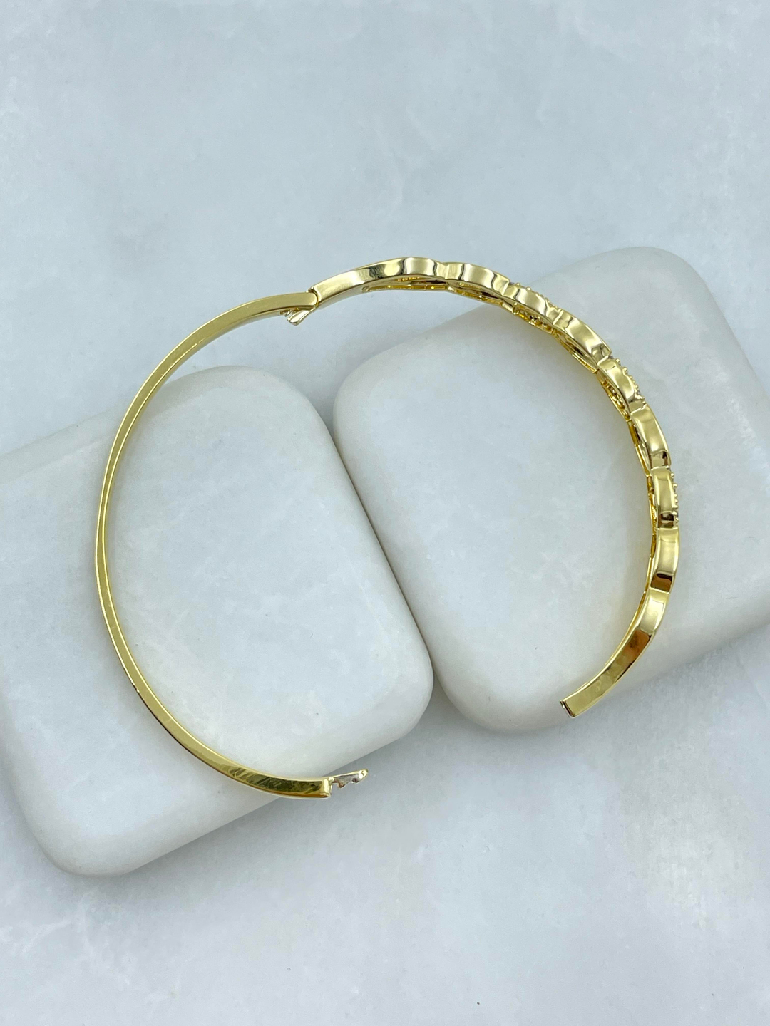 Özel Seri Gömme Taşlı Zincir Model Kelepçe Bileklik Gold