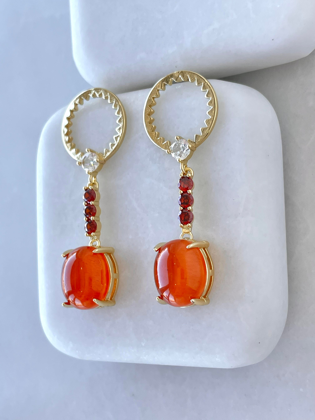 Altın Kaplama Kehribar Opal Taşlı Tasarım Küpe Gold