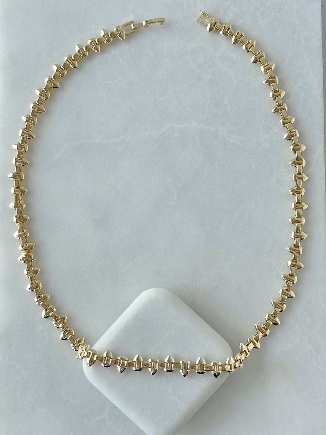 Altın Kaplama Zikzak Dişli Kolye Gold