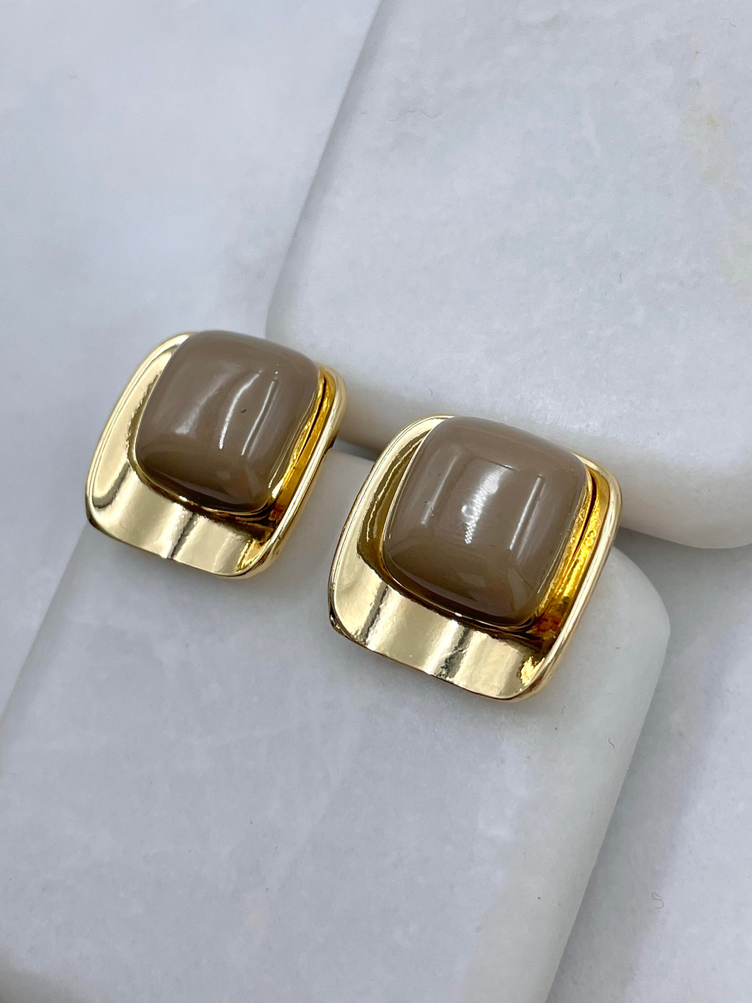 Altın Kaplama Gold Detaylı Kare Vintage Küpe Vizon