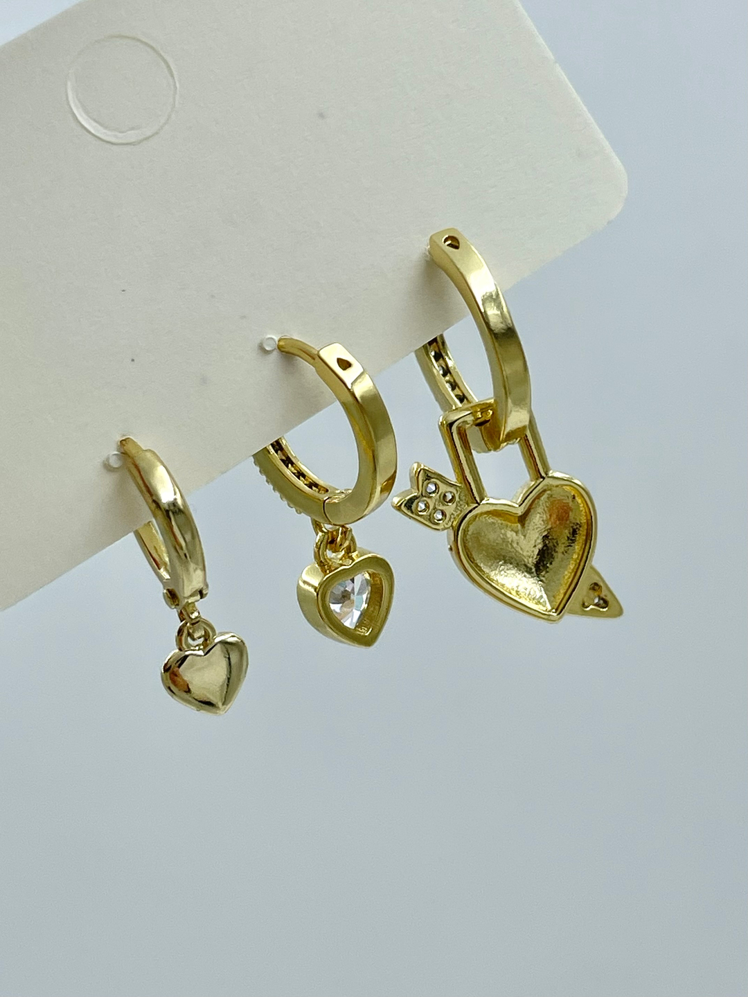 Altın Kaplama Üçlü Kalp Charmlı Set Küpe Gold