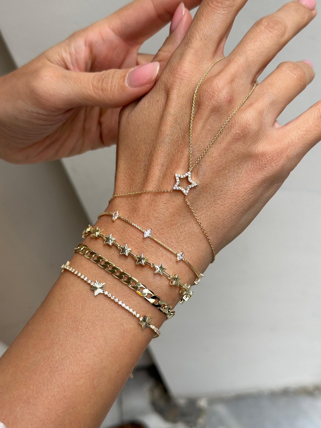 Altın Kaplama Gömme Taşlı Yıldız Şahmeran Gold