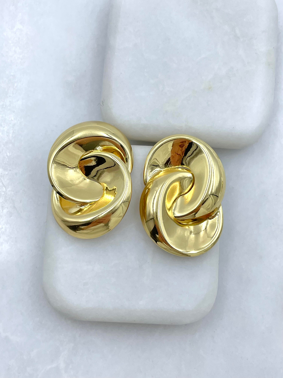 Altın Kaplama Sarmal Tasarım Küpe Gold