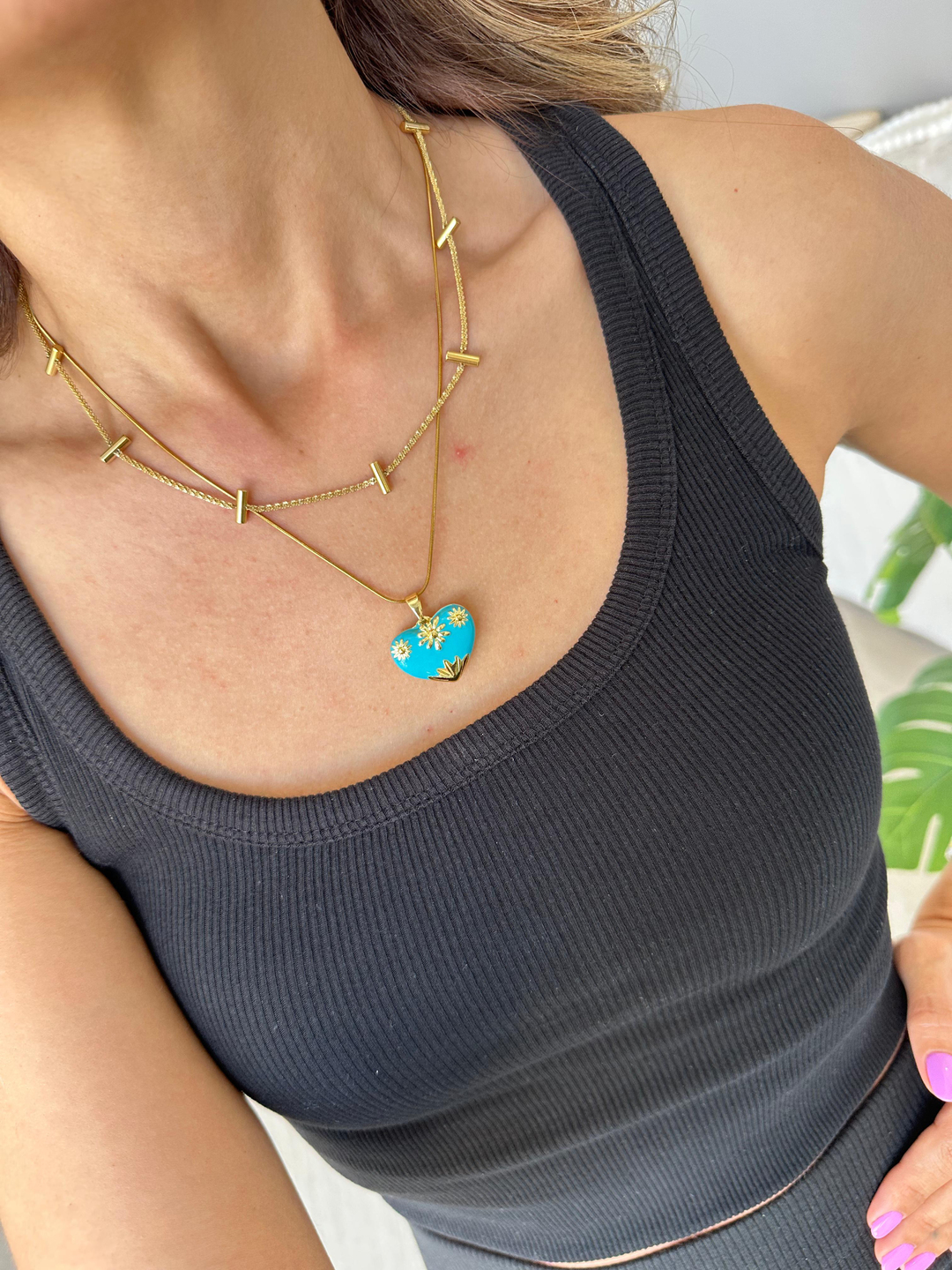 Çelik Mineli İşlemeli Kalp Kolye Gold