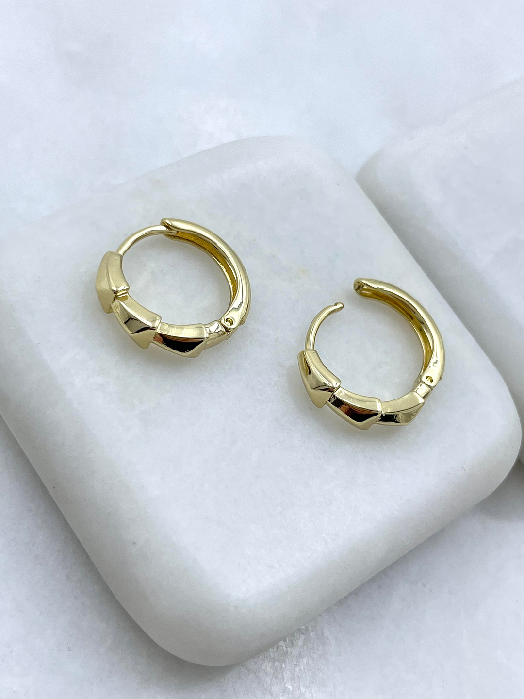 Özel Seri Balık Sırtı Halka Küpe Gold