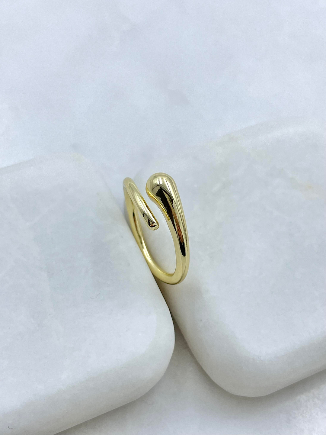 Altın Kaplama Akıntı Yüzük Gold