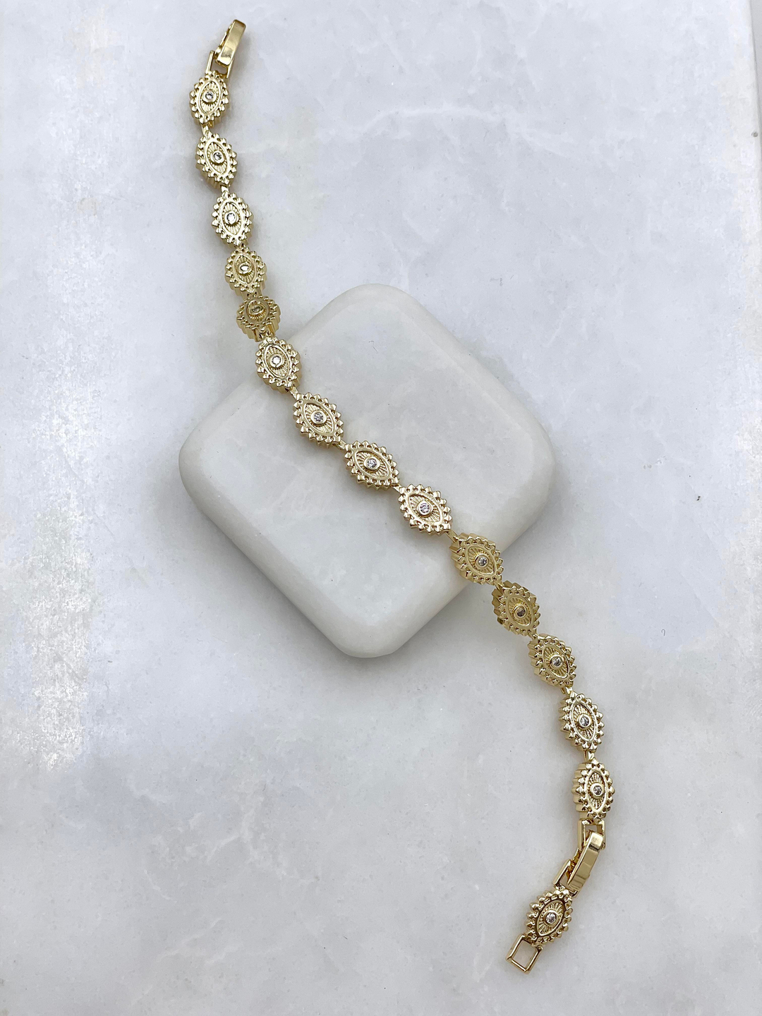 Altın Kaplama Kristal Taşlı Göz Model Bileklik Gold