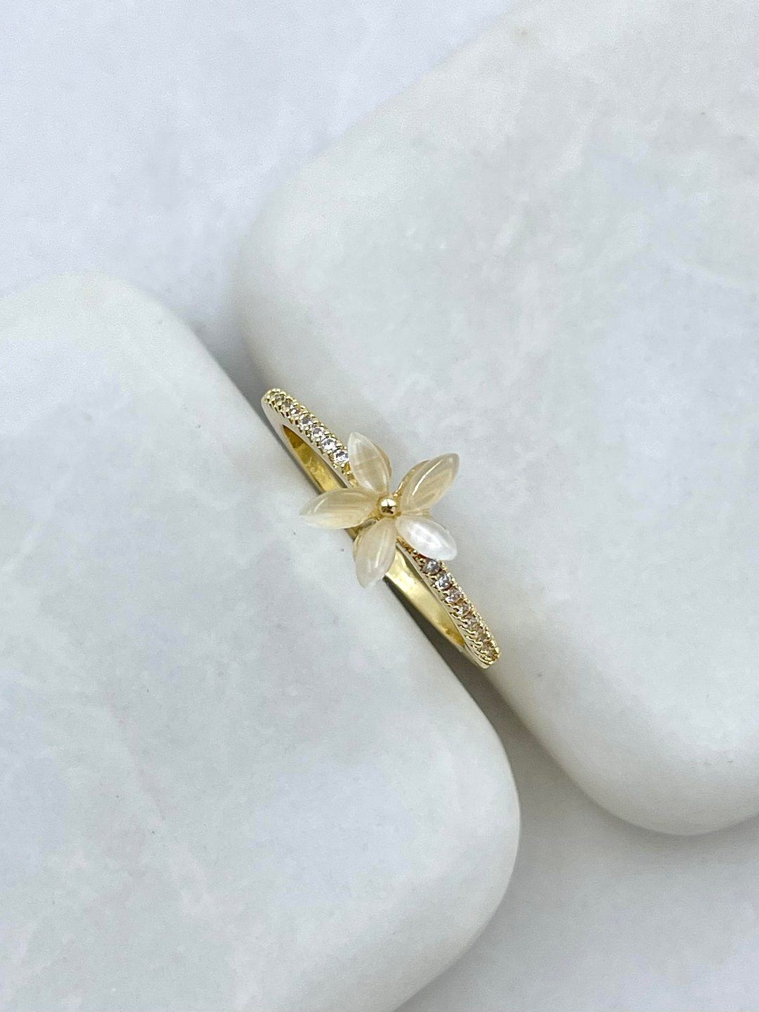 Altın Kaplama Doğal Taşlı Çiçek Yüzük Gold