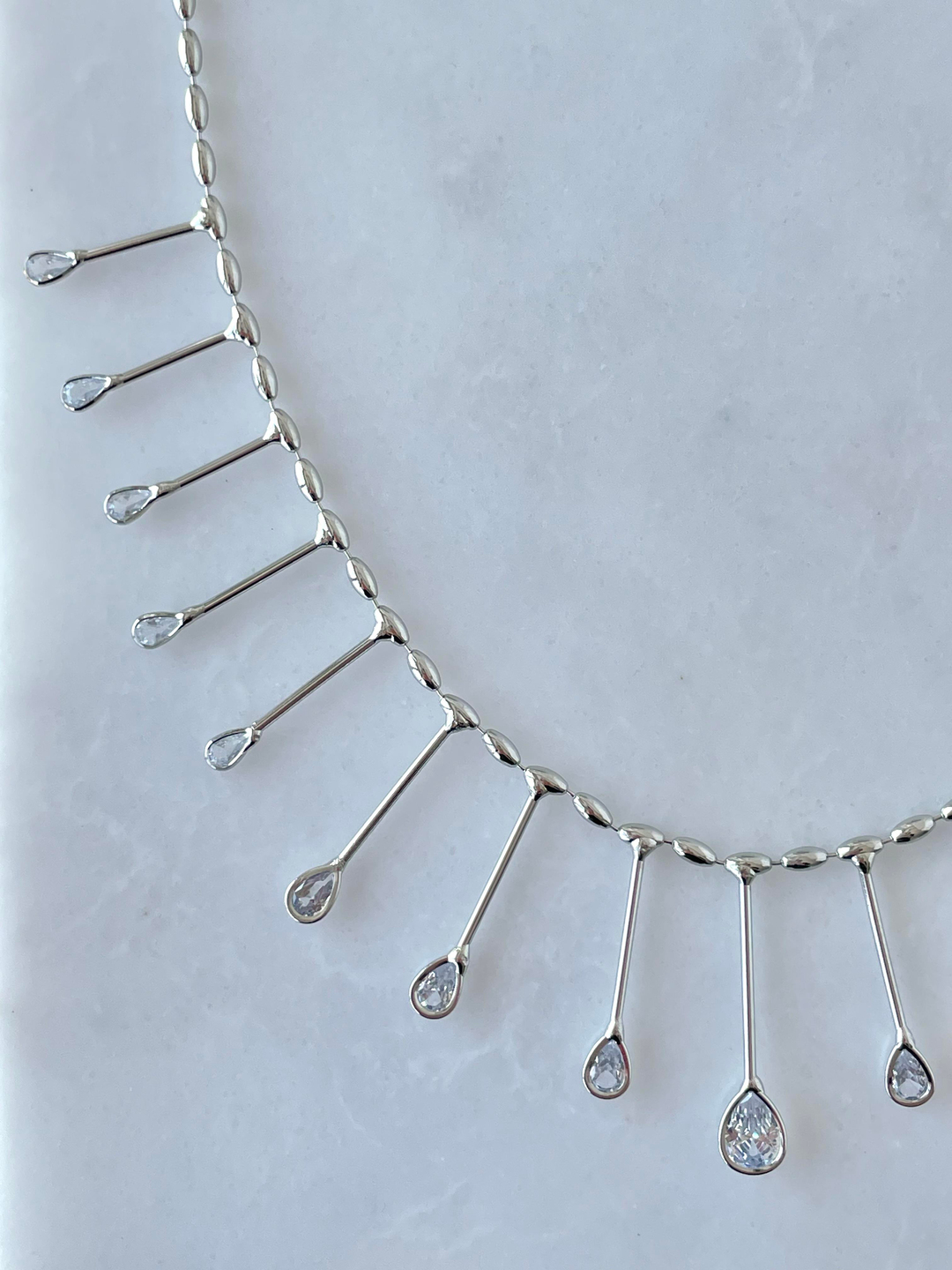 Altın Kaplama Damla Kristal Taşlı Sütun Kolye Gümüş