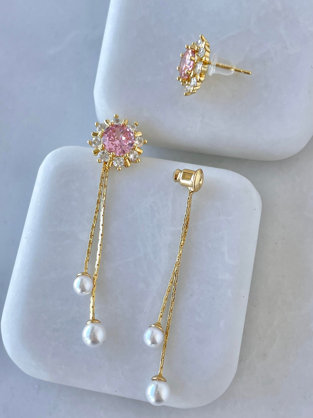 Altın Kaplama Pembe Kristal Taşlı İnci Sallantılı İkili Kullanım Küpe Gold