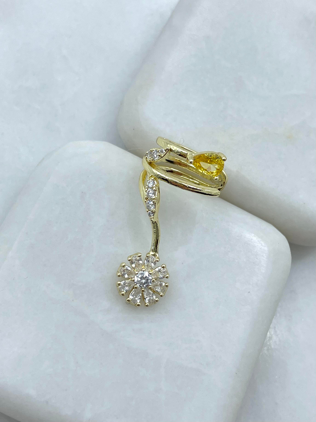 Altın Kaplama Kristal Taşlı Çiçek Kıkırdak Küpe Gold