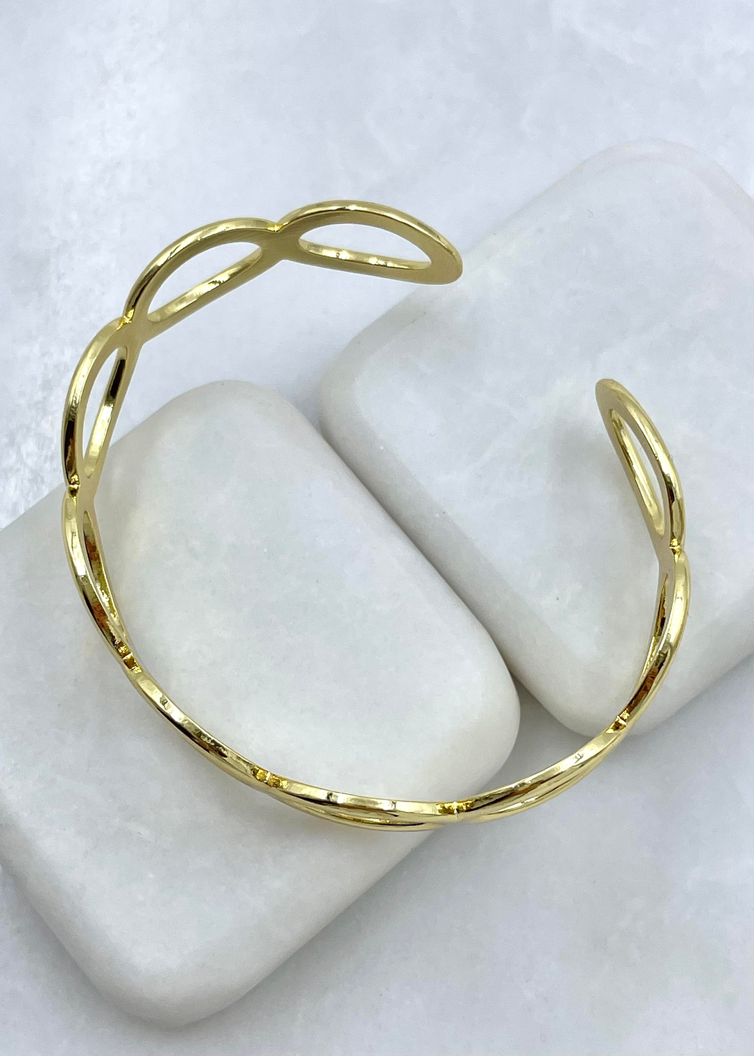 Çelik İçi Boş Daire Model Kelepçe Bileklik Gold