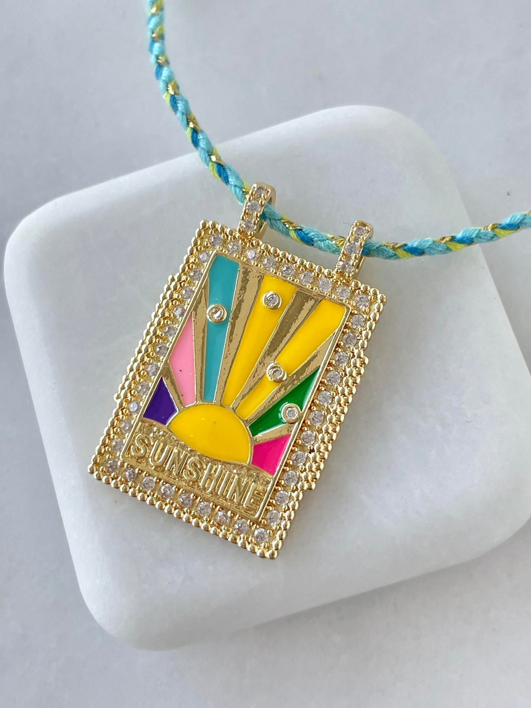 Sunshine Sallantılı Işıltılı İp Kolye Gold