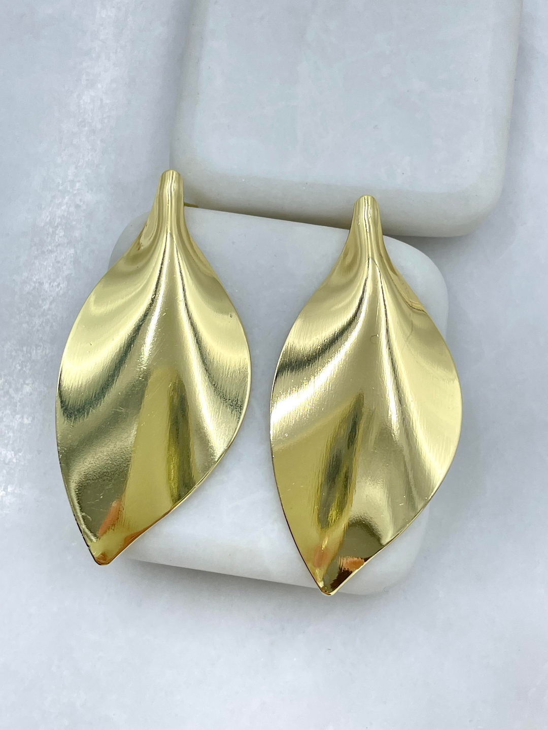 Altın Kaplama Yaprak Plaka Küpe Gold